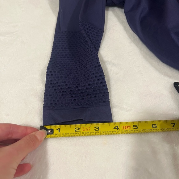 Unbranded Performance Workout Long Sleeve Top With Mesh Panels - Picture 8 of 8